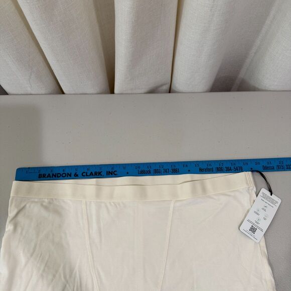 Universal Standard Tencel Boyshort Women's Size Large 22-24 NWT - Picture 5 of 7